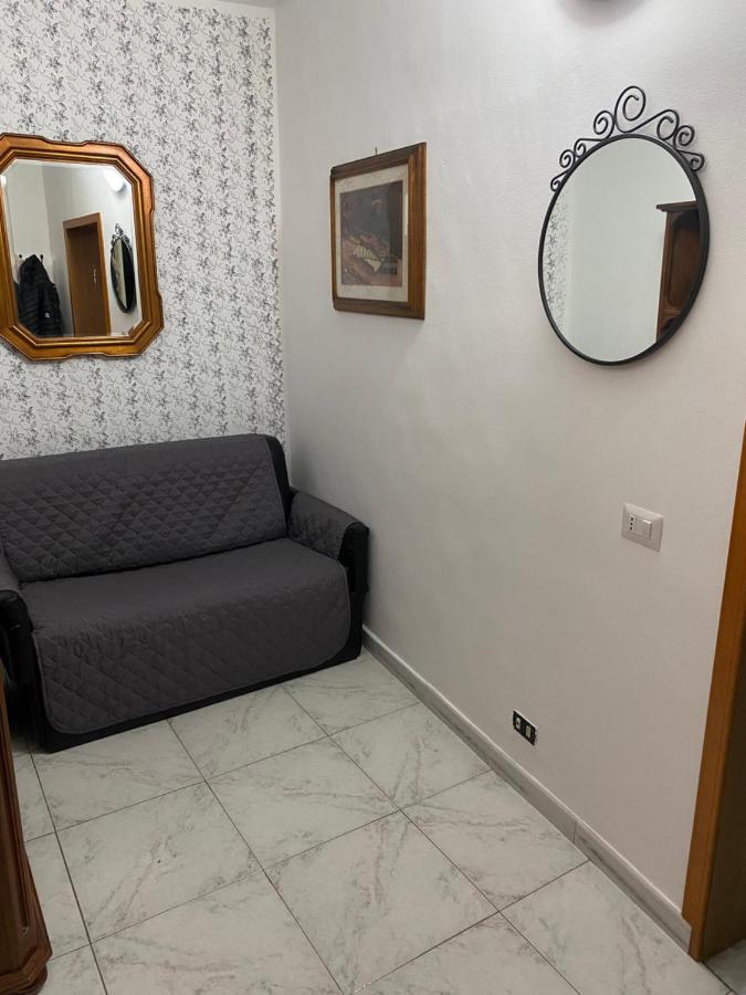 Cucchiara Apartment Catania Bagian luar foto